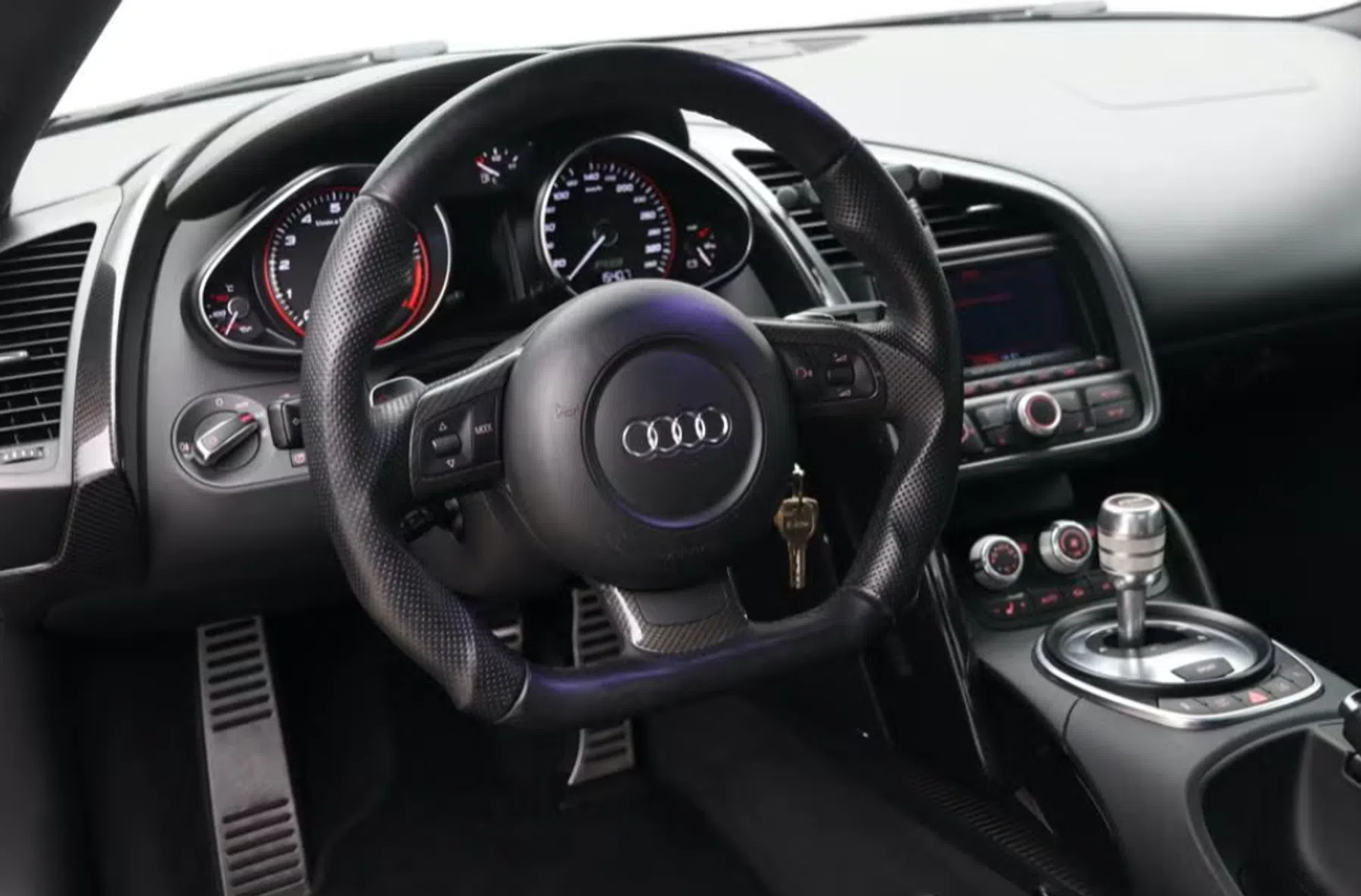 Audi R8 V10